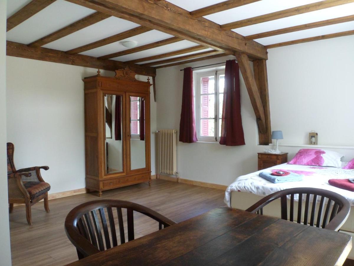Le Pont Du Roy Bed and Breakfast Besse-et-Saint-Anastaise Exteriör bild