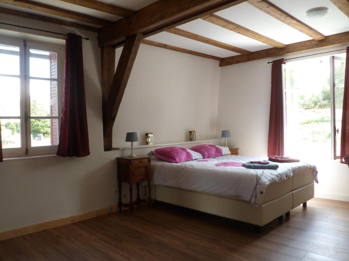 Le Pont Du Roy Bed and Breakfast Besse-et-Saint-Anastaise Exteriör bild