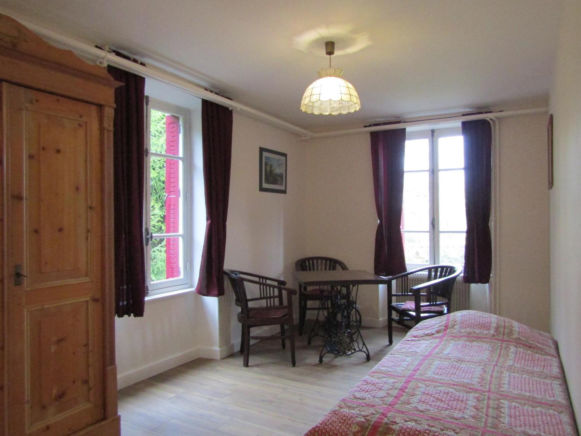 Le Pont Du Roy Bed and Breakfast Besse-et-Saint-Anastaise Rum bild